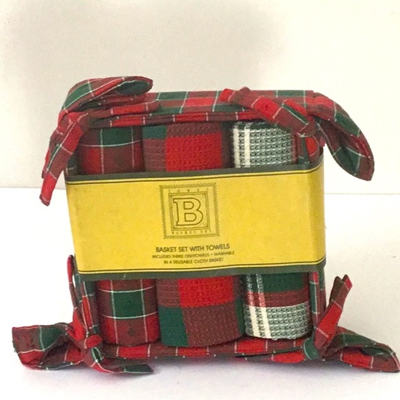 Four Piece Holiday Kitchen Towels in Reusable Cloth Basket. Cotton. Hostess Gift - Picture 1 of 5